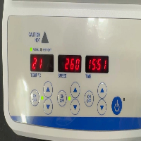 Fisherbrand Incubating Microplate Shaker image 2